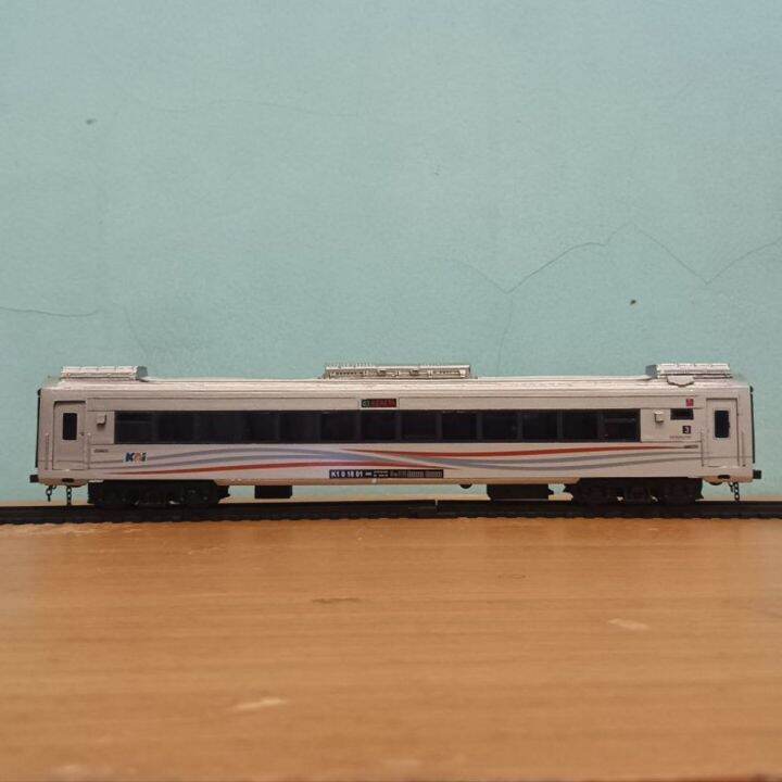 Miniatur Kereta Api Indonesia Gerbong Stainless Stell Kelas Eksekutif