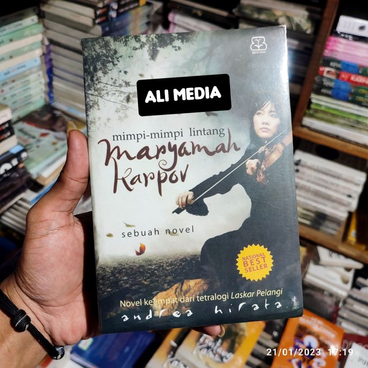 NOVEL TETRALOGI LASKAR PELANGI MARYAMAH KARPOV ANDREA HIRATA