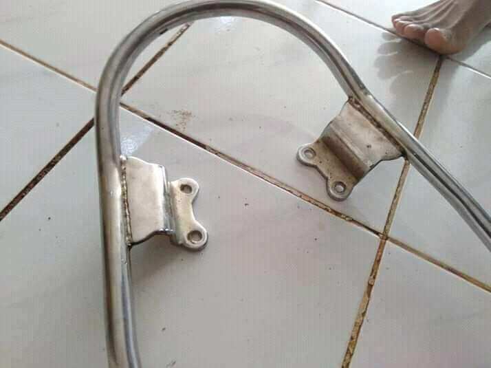 Planger Behel Begel Pegangan Belakang Orisinil Yamaha Mio Sporty Old