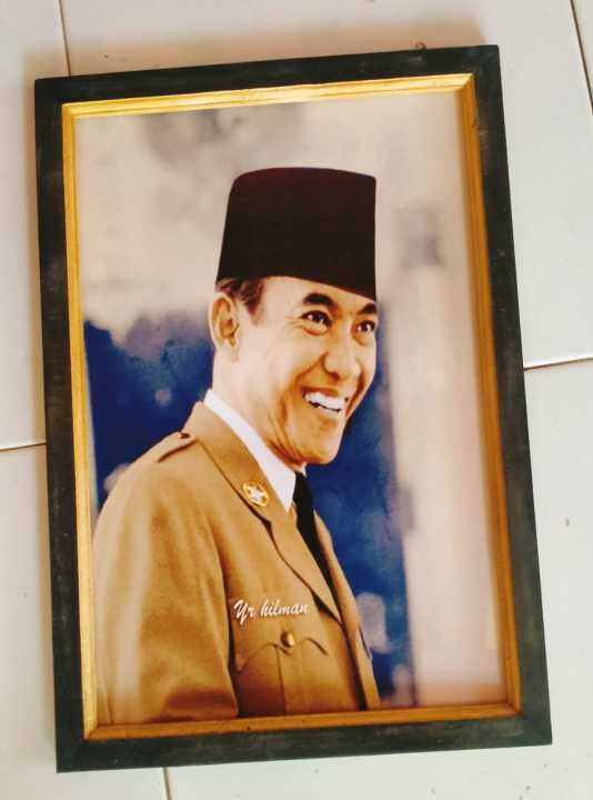 Hiasan Dinding Poster Ir Soekarno Plus Bingkai Ukuran Lazada