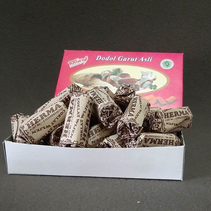 Dodol Garut Original Asli 500 Gram Rasa Coklat Wijen Cemilan Oleh Oleh