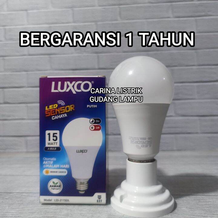 Luxco Lampu Led Sensor Cahaya W Cahaya Putih Light Sensor Bohlam