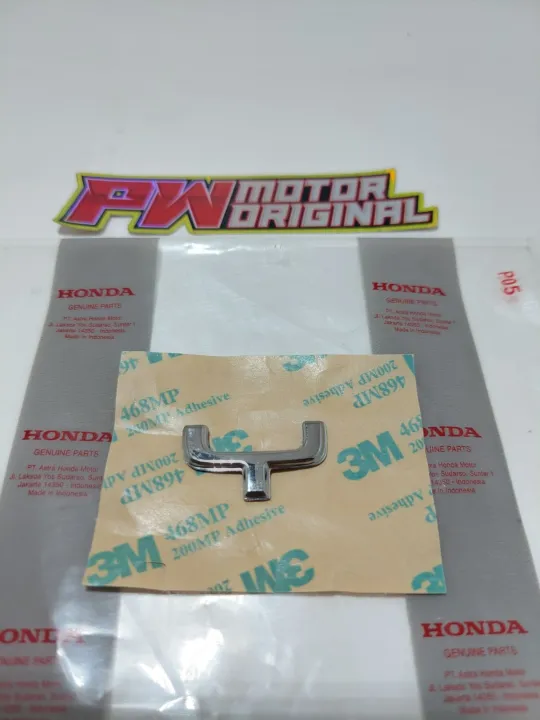 Emblem Logo Honda Scoopy Huruf Y Warna Silver Chroom Original Part