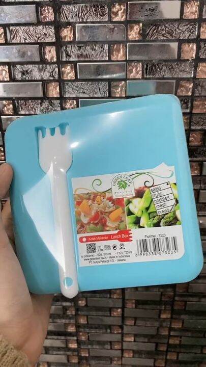 Green Leaf Kotak Tempat Makan Lunch Box Bekal Dengan Sendok Set