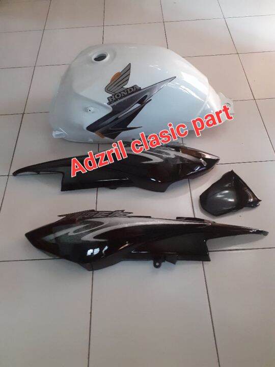 TANGKI SET COVER BODI TIREV TIGER REVO PUTIH HITAM Lazada Indonesia