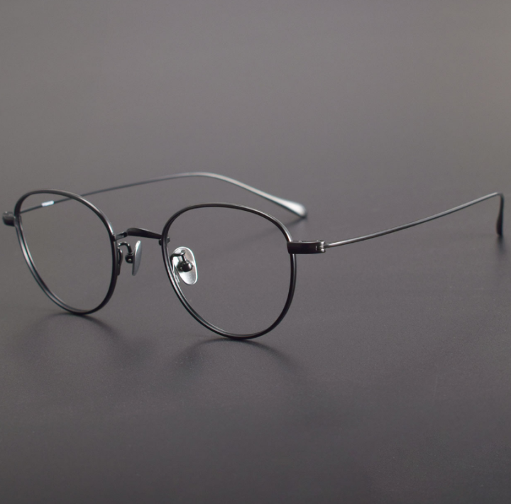 Ultralight Pure Titanium Eyeglasses Frame Retro Men Optical Eyewear