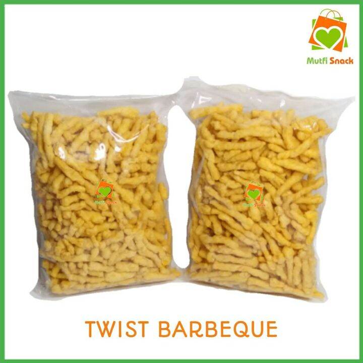 TWIST CORN BBQ TWIST JAGUNG CHIKI JAGUNG CHIKI CHEETOS SNACK