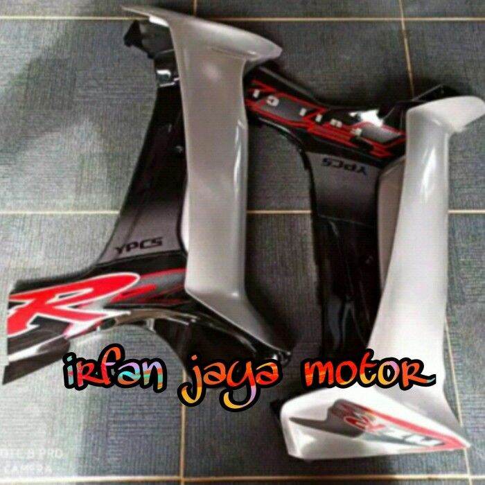 Sayap Body Luar Dalam Yamaha Fizr F Zr Silver Hitam Lazada Indonesia