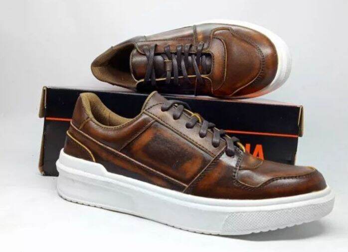 Sepatu Sneaker Pria Mr La Series Brush Off Kulit Brown Tan