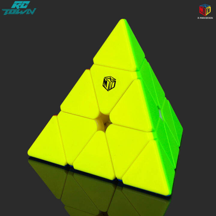 Qiyi XMD V2 Magic Cube Magnetic Pyraminx Magic Cube Smooth Speed Cube