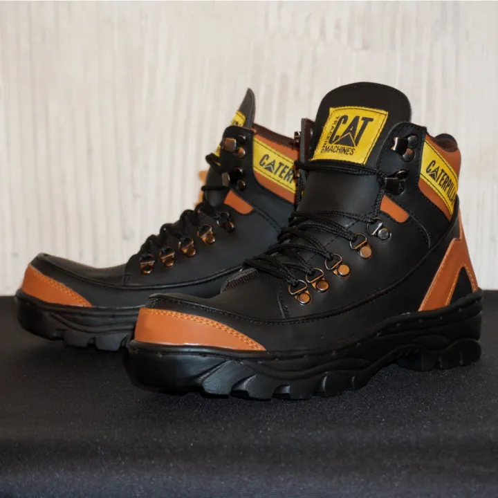 Sepatu Safety Boots Caterpillar Argon Ujung Besi Kerja Proyek Lapangan