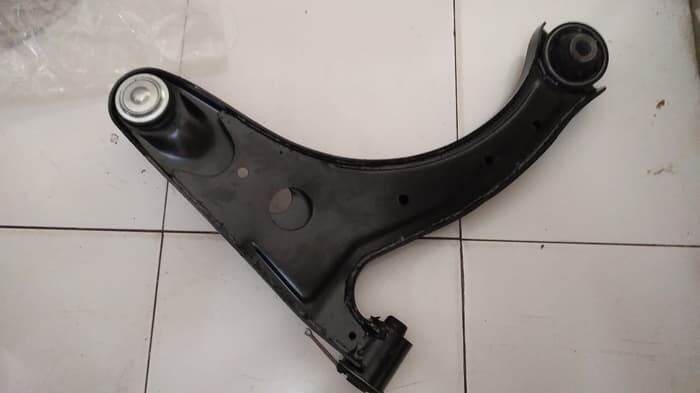 Lower Arm Assy Sayap Toyota Avanza Lama Old RH LH 48068 BZ010 OEM