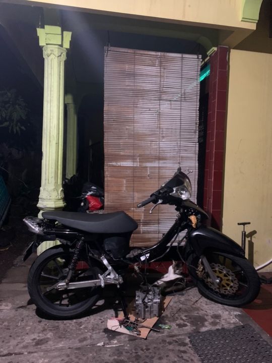 Jok Supra X 125 Model Roadrace Kulit Amplas Jok Roadrace Lazada Indonesia