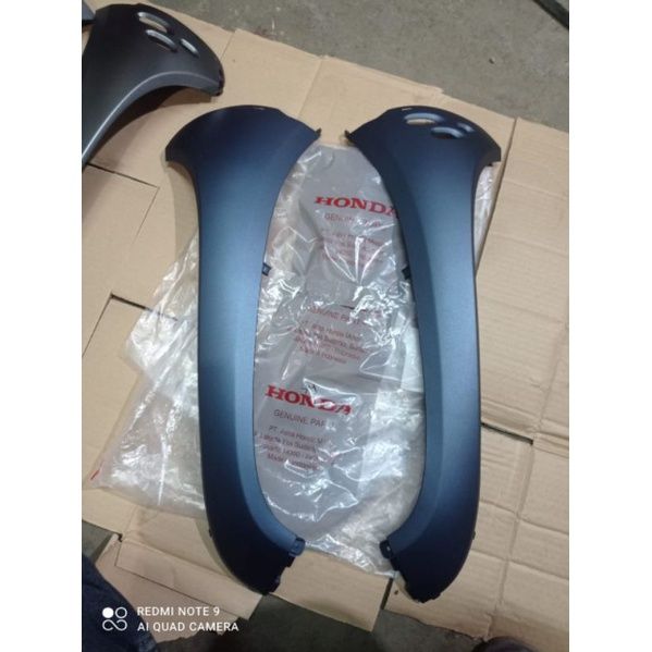 Cover Body Depan Sayap Kanan Kiri Scoopy New Esp Prestige Sporty K2F