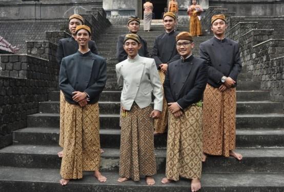 Baju Beskap Solo Bapak Set Jarik Blangkon Murah Adat Jawa Lazada