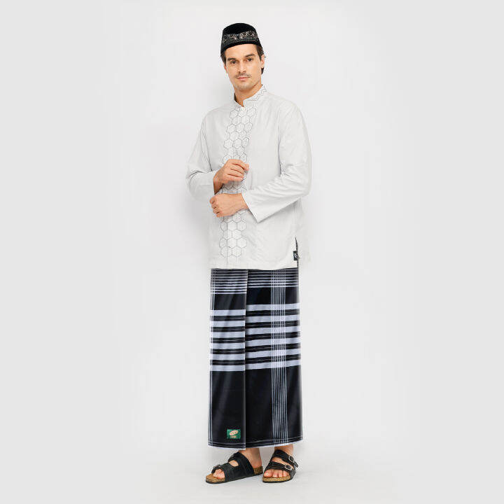 Sarung ATLAS Favorit Warna Hitam Putih 06 Lazada Indonesia