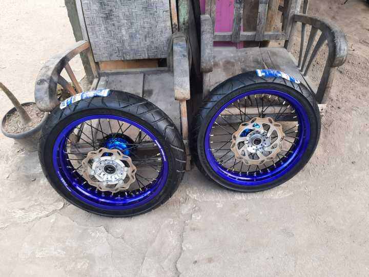 Sepaket Roda Set Supermoto Ring 17 PNP Yamaha WR Wheelset Sumo WR155