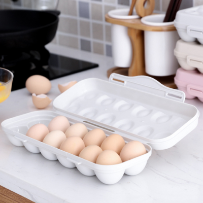 กล่องเก็บรักษาไข่ป้องกันการชนกันของการแตกพร้อมฝาครอบ Snap-On สามารถนำมาใช้ในตู้เย็น12ตารางกล่องไข่