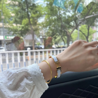 【wsf
】ของขวัญ Gelang Rose Gold สำหรับผู้หญิงและสร้อยข้อมือคู่รักแฟนสาวเหล็กไททาเนียมสุภาพบุรุษสูง