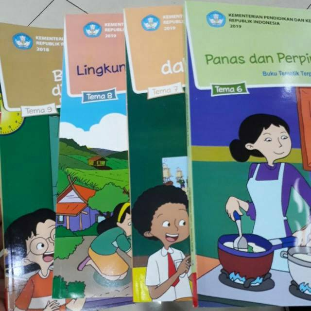 Jual Cepat Sepaket Buku Tema Tematik Terpadu Kurikulum