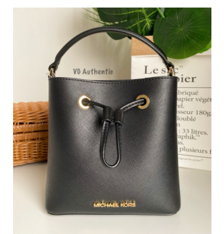 Michael Kors Suri Small Saffiano Leather Crossbody Bag 100