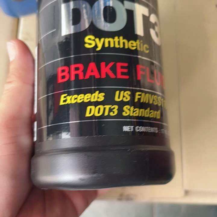 แท้100 น้ำมันเบรค Valvoline Brake fluid DOT 3 ขนาด 0.5 liter ลิตร 1