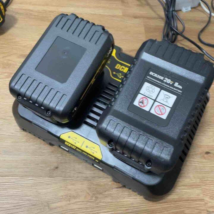 Dewalt 18v dual online battery charger