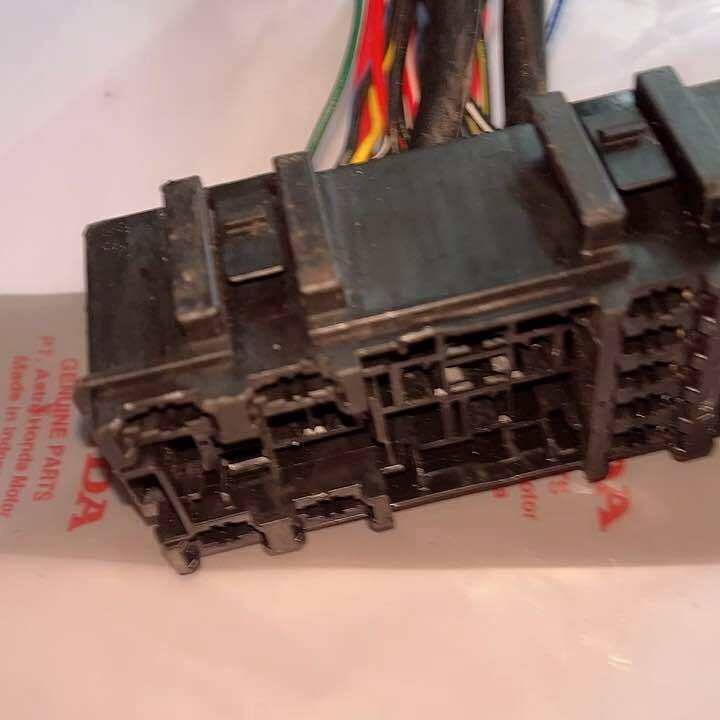 Rumah sekring kabel aki Genio tempat sikring fuse Genio beat LED new