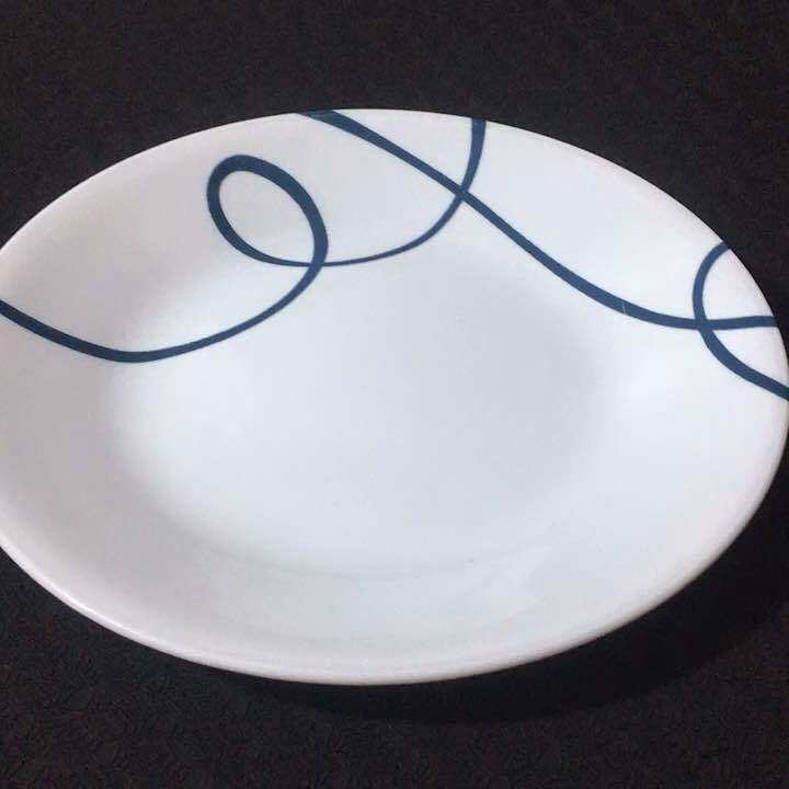 Corelle Lia 6.75 in Appetizer Plate (With Paint Issue/ Factory Defect