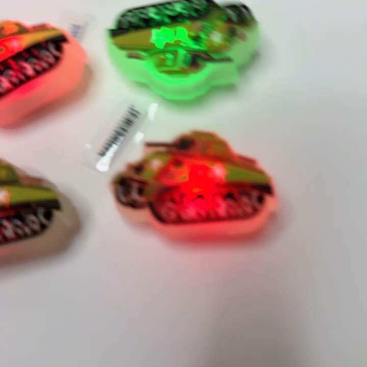 Jibbitz Led & Glow in the dark.มีไฟและเรืองแสง Lazada.co.th