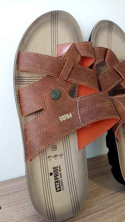 Mocs -  #mocs#pusoles#footwearfashion#office#dailywear#manufactureing#keralafootwear#grey# slipper#fashionstyle#heels👠#karnataka#tamilnadu#chattisgarh# | Facebook