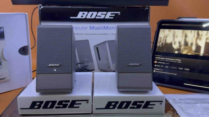 BOSE #M2 COMPUTER MUSICMONITOR SILVER Ser.No.0010AE #รุ่นจิ๋วแต่เเ