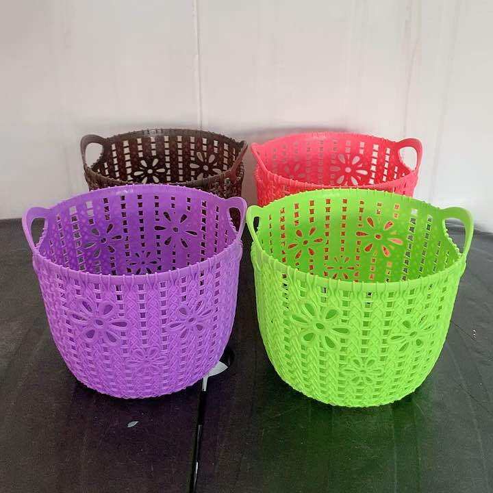 UniGlobal Rattan Round Knitted Small Plastic Basket Storage Bin Space