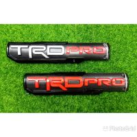 (1ชิ้น) โลโก้ TRD PRO ทำจากพลาสติก ขนาดกว้าง25.3สูง5.0cm ระบุสีในข้อความ