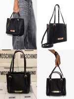 กระเป๋า Moschino Logo Plaque Shoulder Bag