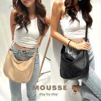 MOUSSE BAG กระเป๋าสะพาย cross body แมทซ์ง่าย ใช้ได้ทุกวัน :)