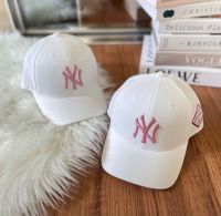 ?แท้ ?% ? พร้อมส่ง หมวก MLB Diamond logo patch ball cap  สีขาว  ปักตกแต่งด้านข้าง ใต้ปีกปัก yankees ชมพู ??