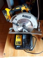 ซื้อ DEWALT เลื่อยวงเดือนไร้สาย 7 นิ้ว 20V รุ่น DCS570N ⚡️ของแท้ มือ 2 ส่งทันที⚡️ แบต เครื่อง  ที่ชาต