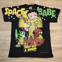 BETTY BOOP SPACE BABE AOP BOOTLEG เสื้อลายการ์ตูน ลายเบตตี้บูฟ บูทเลท