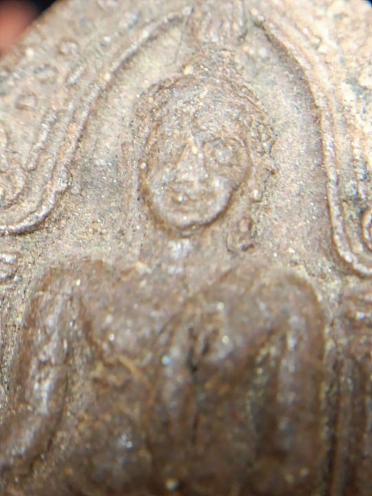 พระผงพุทธชินราช-พิมพ์ใบเสมา-วัดพระศรีรัตนมหาธาตุ-จ-พิษณุโลก-รุ่นปิดทอง-ปี2547