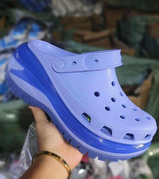 รองเท้าcrocsแบบใหม่แบบสูงสำหรับผู้หญิงมี-size-35-ถึง-40