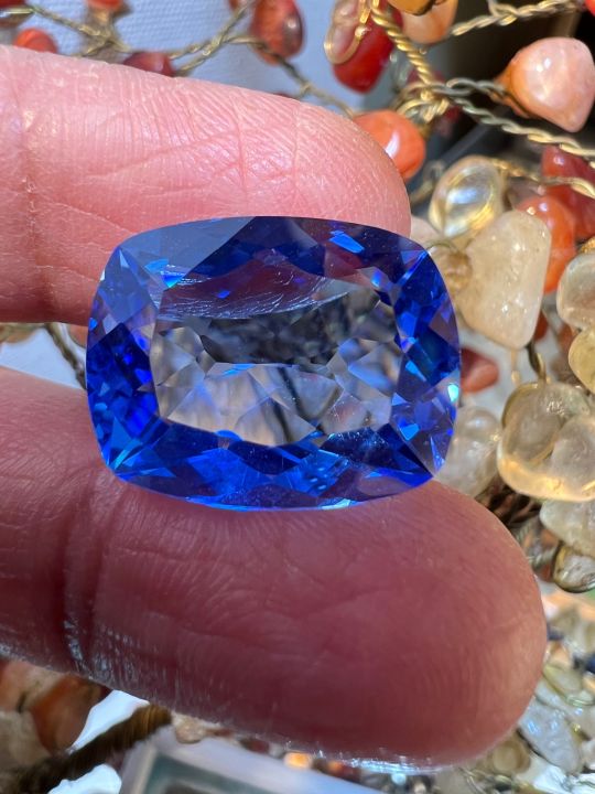 royal-blue-topaz-17-กะรัต-carats-15x19-มิลลิเมตรmm-1-เม็ด-สี-บลูโทพาส-พลอย-blue-topaz-culture-stone