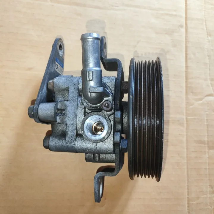 Pompa Power Steering Power Steering Pump Nissan Xtrail T30 Serena C24 ...