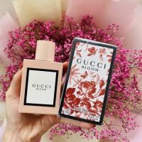 น้ำหอม Gucci bloom น้ำหอมกุชชี่หอมผู้ดีสไตล์คุณหนู ไม่แพ้แบรนด์ใหนๆ หอมติดทนนานฉีดได้ทุกโอกาส สุดคุ้มชวดใหญ่? กลิ่นหอมดอกไม้จัสมิน ขนาด100ML.