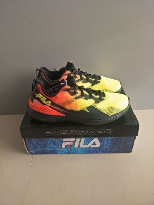 FILA Blazehawk รองเท้าวิ่งผู้ชาย (Size 42)