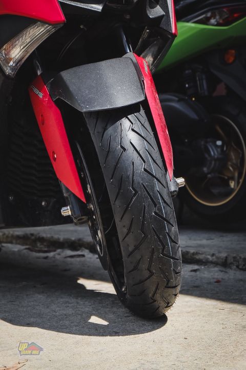 ยาง-pirelli-ขายแยกเส้นลาย-rosso-scooter-ขอบ-12-15-ราคาเริ่มต้นเส้นละ-1-500-ครับ