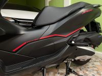 PCX160 สติ๊กเกอร์เส้นข้าง เกรด 3M เพิ่มลวดลายให้ตัวรถดูสปอร์ต สวยงาม