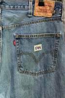 กางเกงยีนส์ (มือสองแท้ ?%) Levi’s 501 เอวป้าย 38” เอววัดจริง 39” MADE IN MEXICO (รหัสE48) ยาวทั้งตัว 46” ยาวจากเป้าถึงปลายขา 34” ปลายขากว้าง 9” *** สนใจสอบถามข้อมูลเพิ่มเติมได้ค่ะ***