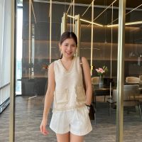 Weftloom Layla Top v.2 เสื้อแขนกุดคอวีผ้าทวีต tweed สีครีม ivory