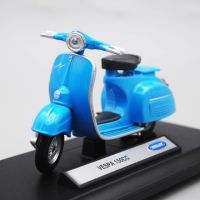 รถมอเตอร์ไซค์ 1:18 Vespa 150CC [WELLY]